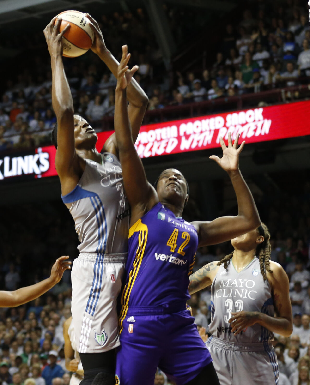 2017: Sylvia Fowles scores 17, grabs 20 rebounds to lead Lynx to WNBA title